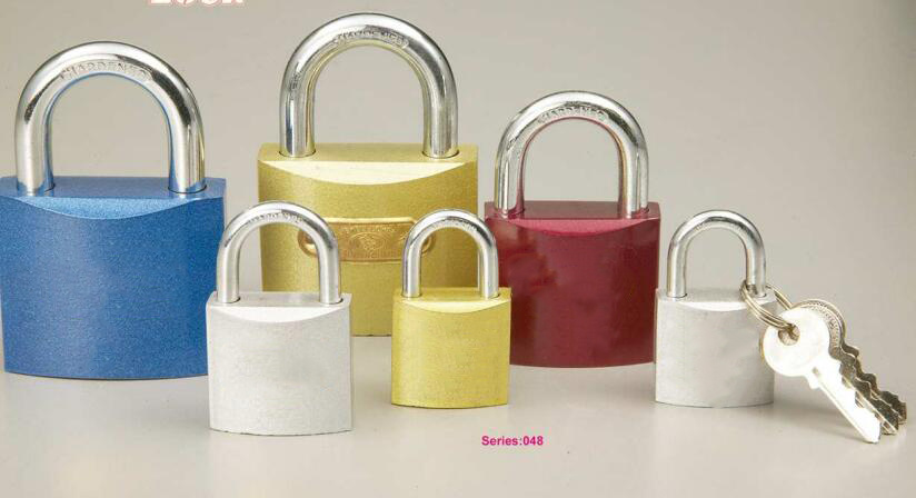 GS0048 Colored Iron Padlock, High Quality Grey Padlock, ISO9001 Passed Grey Padlock, Padlock